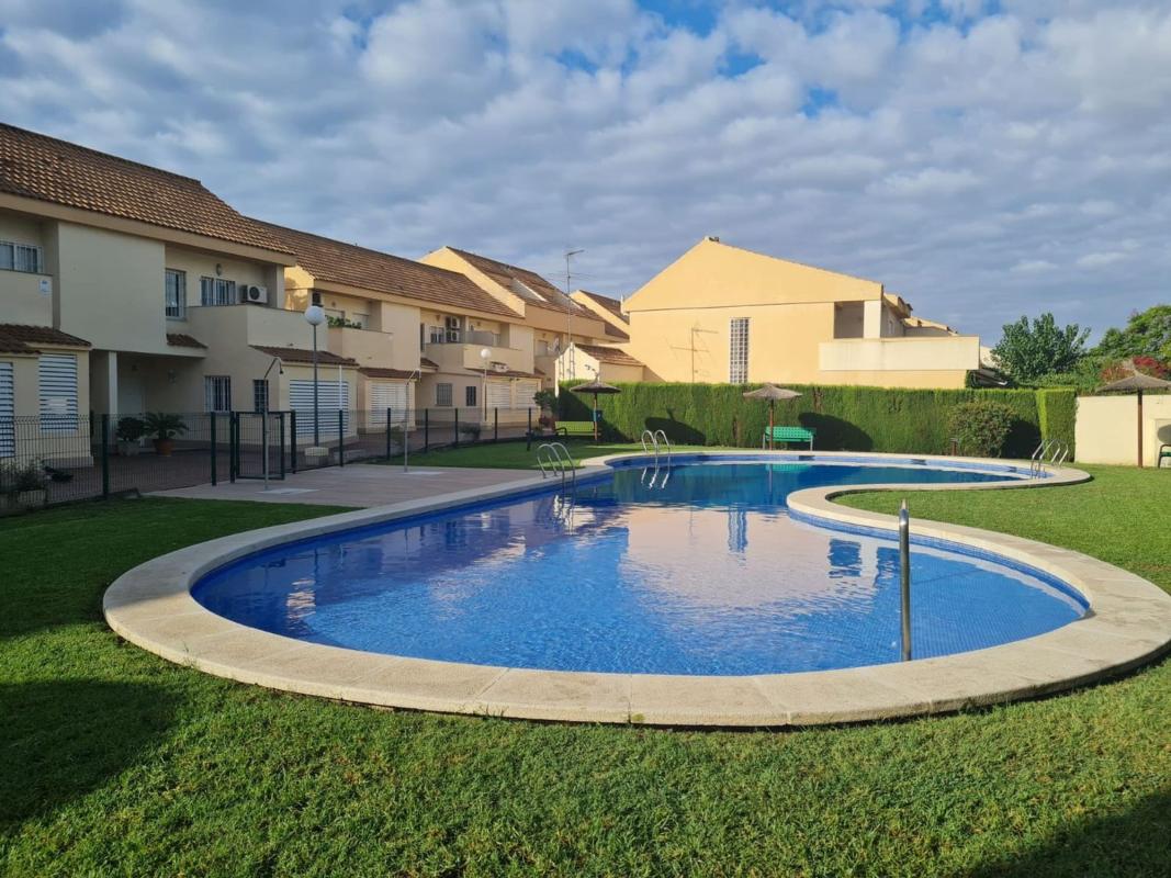 Properties for sale and rent in Spain photo 2