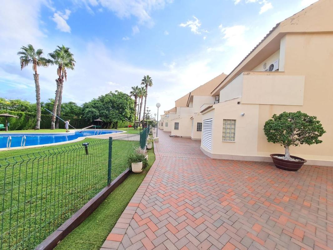 Properties for sale and rent in Spain photo 4