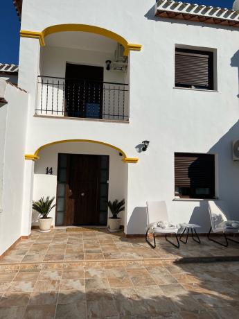 Chalet adosado en Calle Atenea, 3, Torreblanca, Torrevieja photo 3