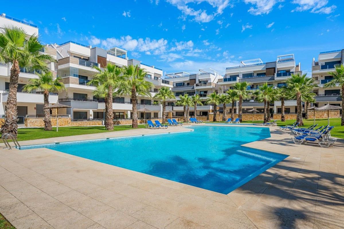 Sprzedaż mieszkania w Piso en Zona Lago - Los Almendros, Orihuela, Orihuela
photo 2
