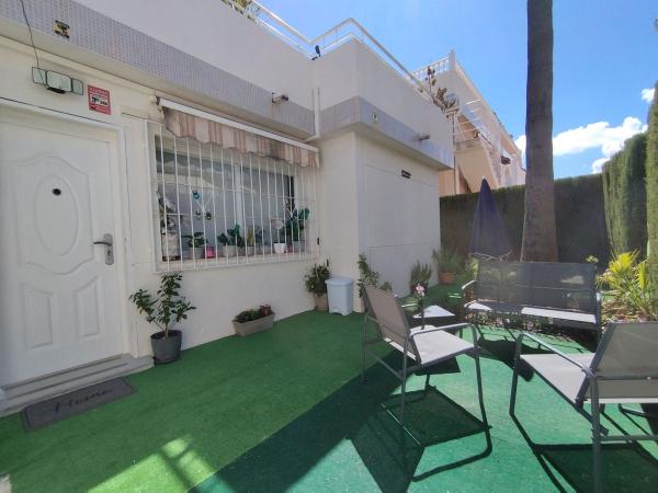 Chalet pareado en Los Altos, 98, Los Balcones - Los Altos del Edén, Torrevieja photo 1