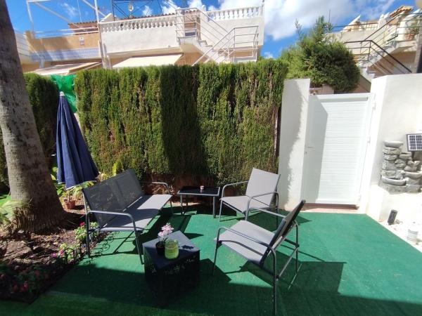 Chalet pareado en Los Altos, 98, Los Balcones - Los Altos del Edén, Torrevieja photo 3
