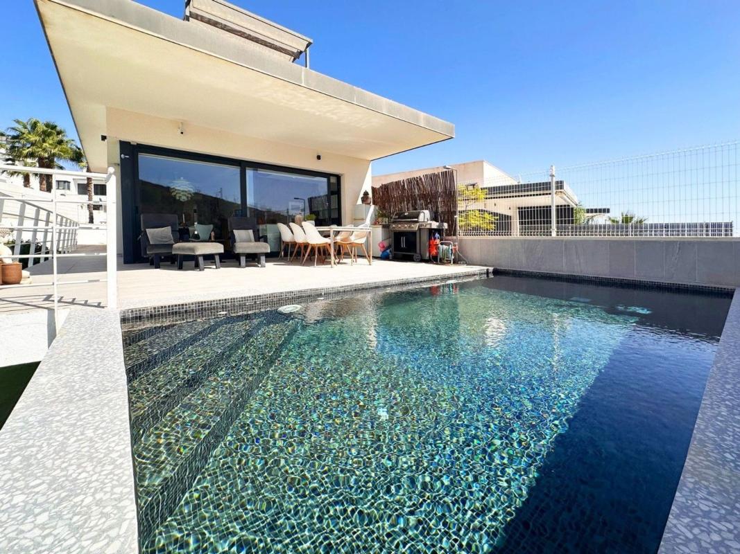 Properties for sale and rent in Spain photo 1