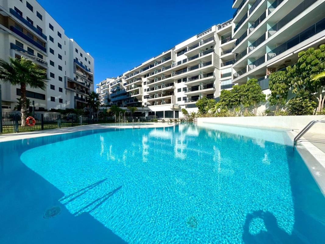 Sprzedaż mieszkania w Piso en Calle Salvador Rueda Cmor, Dehesa de Campoamor, Orihuela, Orihuela
photo 4