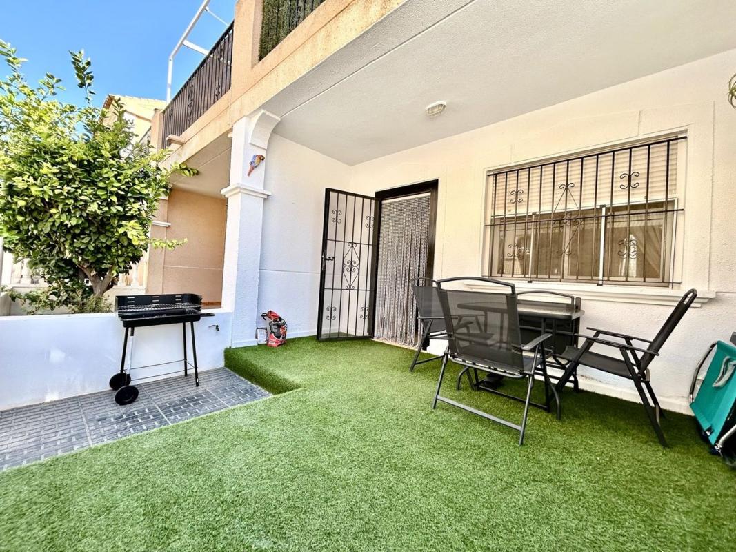 Sale of independent chalet in Casa o chalet en La Zenia, Orihuela, Orihuela
photo 4