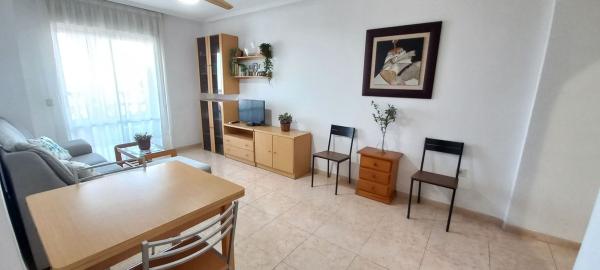 Venta de piso en Piso en Ronda D. Ricardo Lafuente Aguado, 16, El Molino, Torrevieja, Torrevieja
 photo 3