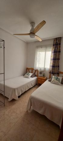 Venta de piso en Piso en Ronda D. Ricardo Lafuente Aguado, 16, El Molino, Torrevieja, Torrevieja
 photo 4