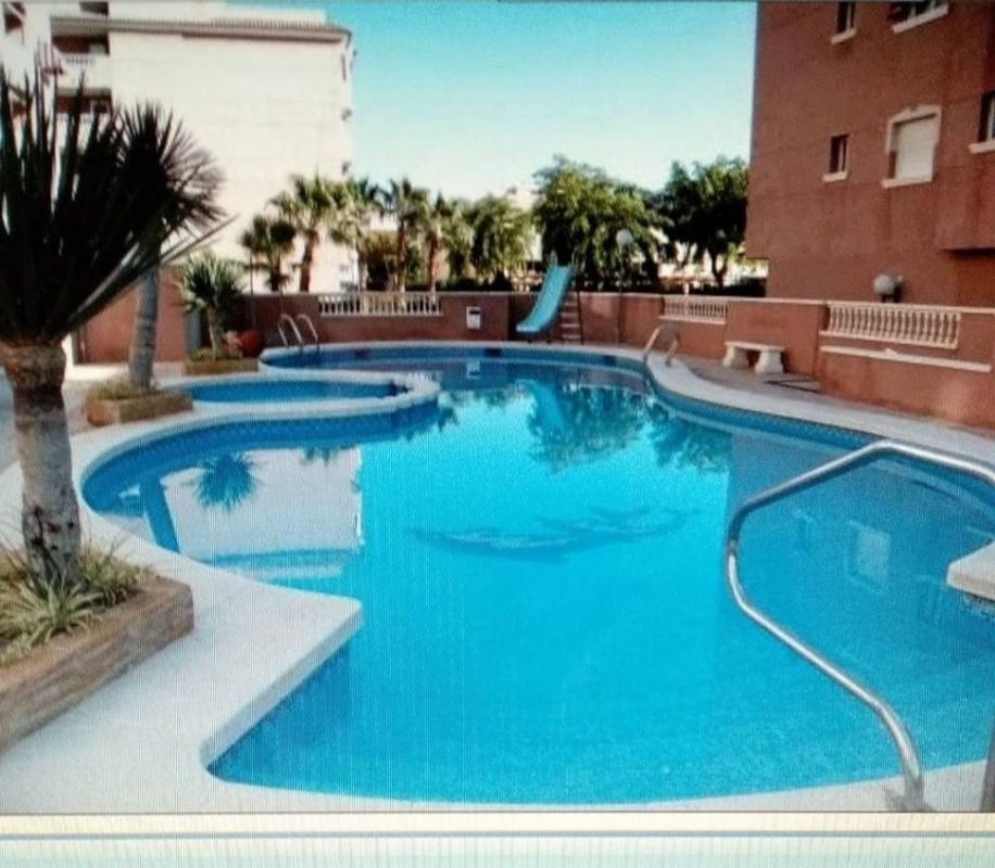 Venta de piso en Piso en Avenida de Córdoba, 52, Centro, Santa Pola, Santa Pola
photo 1
