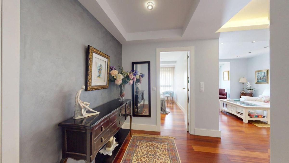 Sale of apartment in Piso en Calle Rafael Terol, Centro Tradicional, Alicante / Alacant, Alicante
photo 2