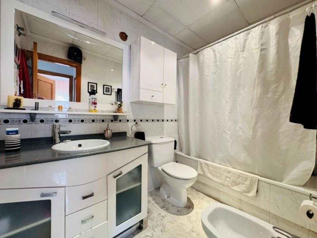 Venta de piso en Piso en Calle Adriano, 3, Gaspar Perrelló, Torrevieja, Torrevieja
 photo 2