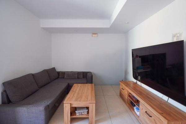 Продажа квартиры на Piso en Plaza Constitucion, Teulada, Теулада
 photo 4
