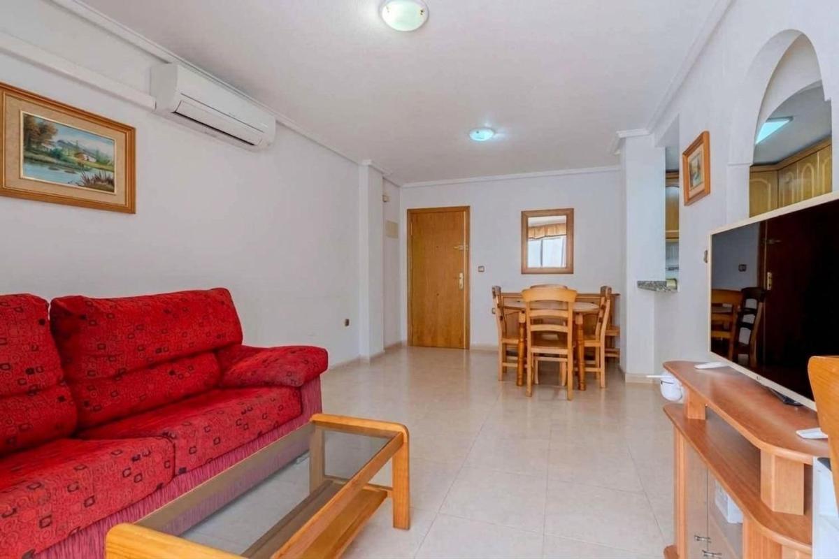 Venta de piso en Piso en El Molino, Torrevieja, Torrevieja
photo 2