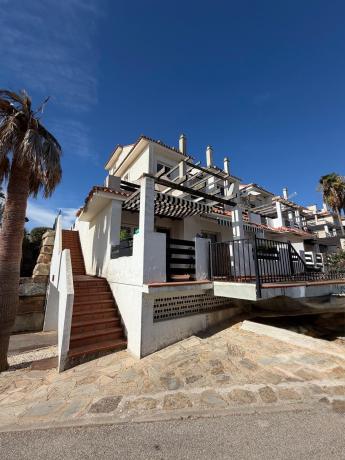 Продажа квартиры на Piso en Calle Mar, Manilva, Manilva, Манильва
 photo 2