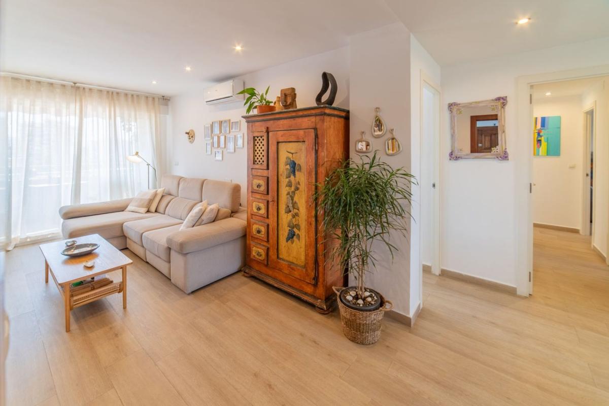 Venta de piso en Piso en Carranque - Haza Cuevas, Málaga, Málaga
photo 3