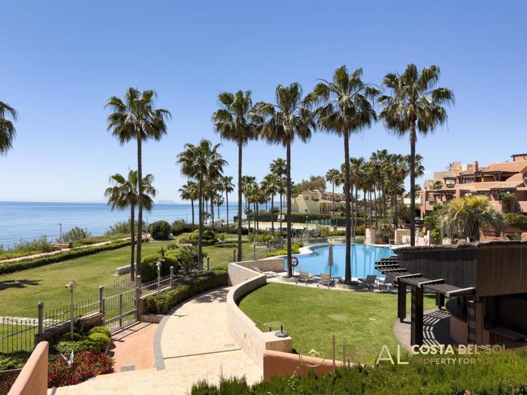 Venta de piso en Piso en Urbanizacion Mar Azul, 2 r, Kempinski, Estepona, Estepona
photo 1