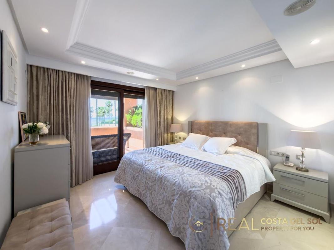 Venta de piso en Piso en Urbanizacion Mar Azul, 2 r, Kempinski, Estepona, Estepona
photo 4