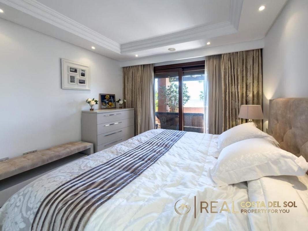 Venta de piso en Piso en Urbanizacion Mar Azul, 2 r, Kempinski, Estepona, Estepona
photo 5