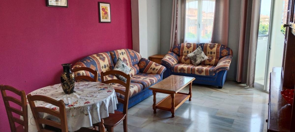 Venta de piso en Piso en Calle Roberto Olid, 2, Arroyo de la Miel, Benalmádena, Benalmádena
photo 2