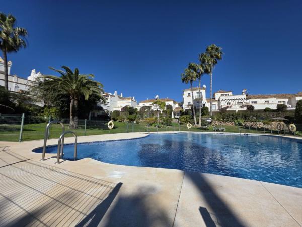 Casa o chalet independiente en Urbanización Coto de la Serena, 1, Sotoserena, Estepona photo 1