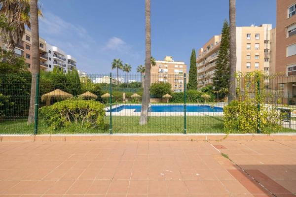Duplex na sprzedaż w Dúplex en Calle Amalia Heredia, Pacífico, Málaga, Málaga thumbnail 2