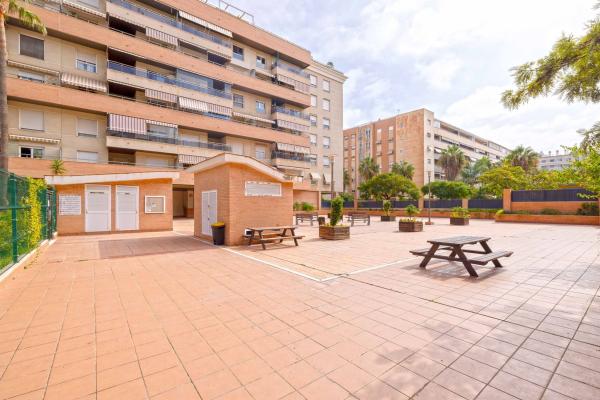 Duplex na sprzedaż w Dúplex en Calle Amalia Heredia, Pacífico, Málaga, Málaga photo 4