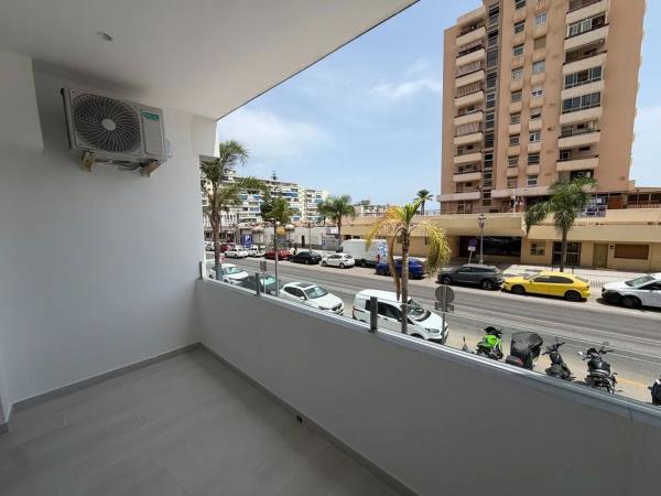 Duplex na sprzedaż w Dúplex en Avenida Carlota Alessandri, La Carihuela - Los Nidos, Torremolinos, Torremolinos thumbnail 2