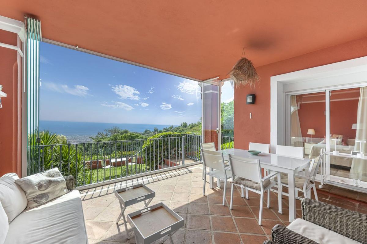 Sale of apartment in Piso en La Mairena, Ojén, Ojén
photo 1