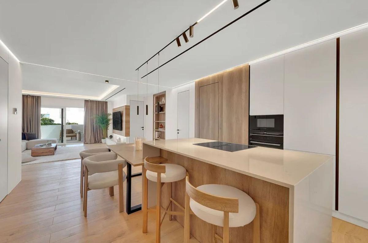 Venta de piso en Piso en Camino Arroyo de las Piedras, Nagüeles, Marbella, Marbella
photo 3