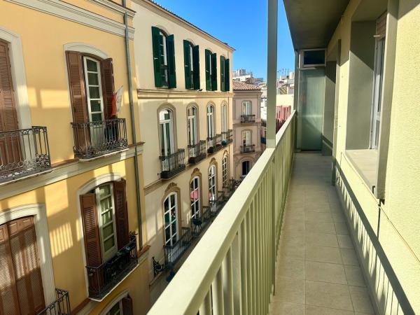 Sprzedaż mieszkania w Piso en Calle José Denis Belgrano, Centro Histórico, Málaga, Málaga
thumbnail 2