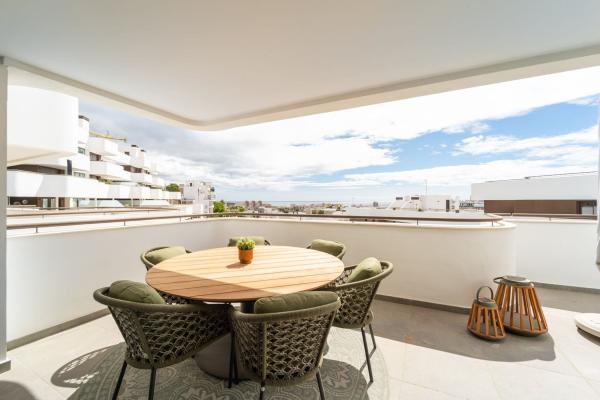 Sale of flat in Piso en Huerta Nueva, Estepona, Estepona
thumbnail 3