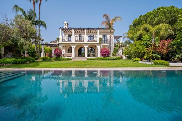 Casa o chalet independiente en Linda Vista-Nueva Alcántara-Cortijo Blanco, Marbella photo 1