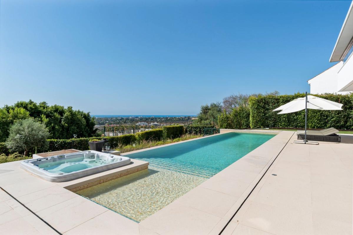 Properties for sale and rent in Spain photo 2