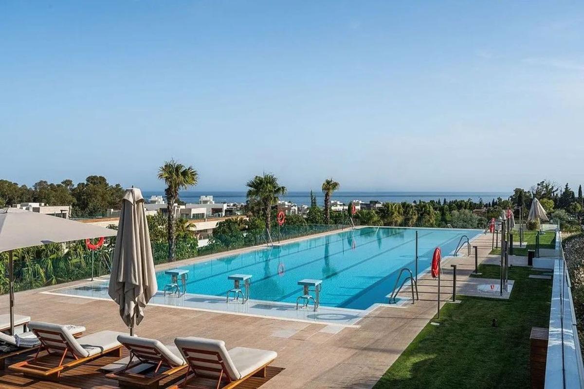 Sprzedaż duplexu w Dúplex en Lugar Urbanizacion Lomas de Rio Verde, 13 C, Las Lomas de Río Verde, Marbella, Marbella photo 2