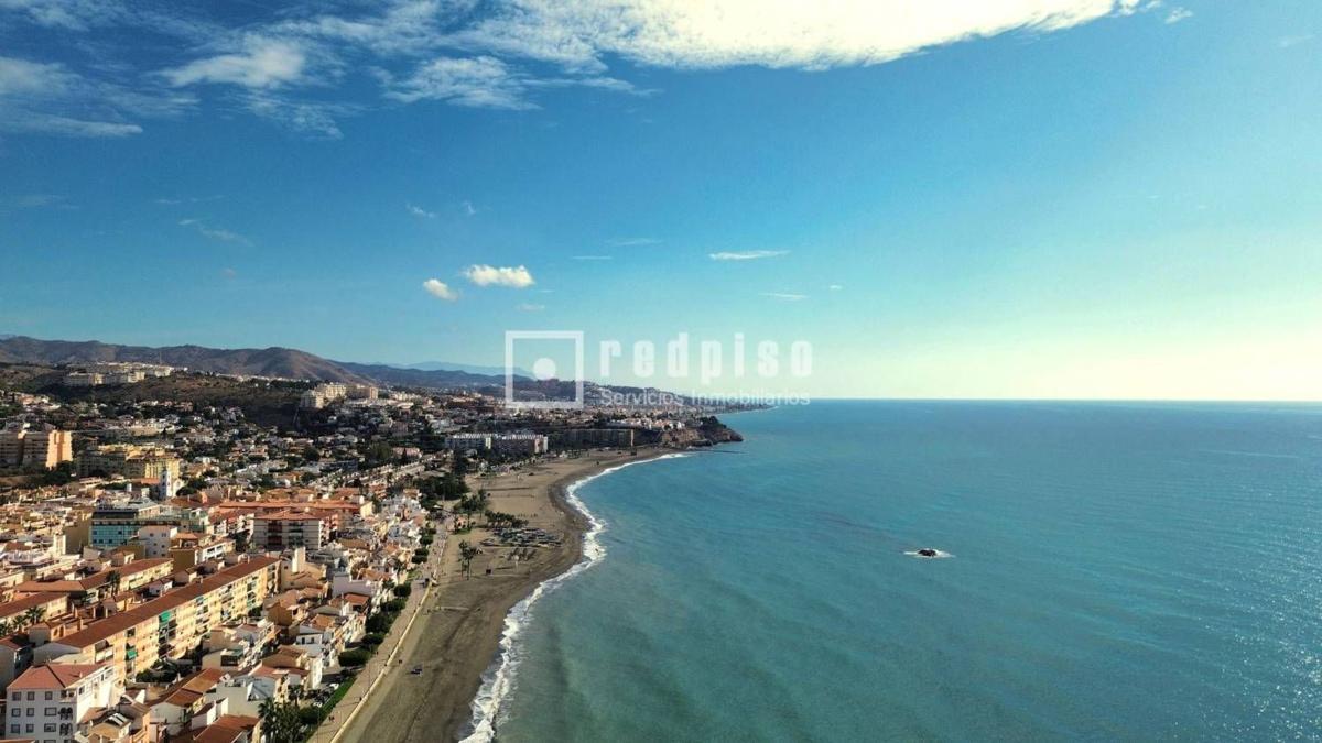 Venta de piso en Piso en Conjunto Calaplaya, La Cala del Moral, Rincón de la Victoria, Rincón de la Victoria
photo 1