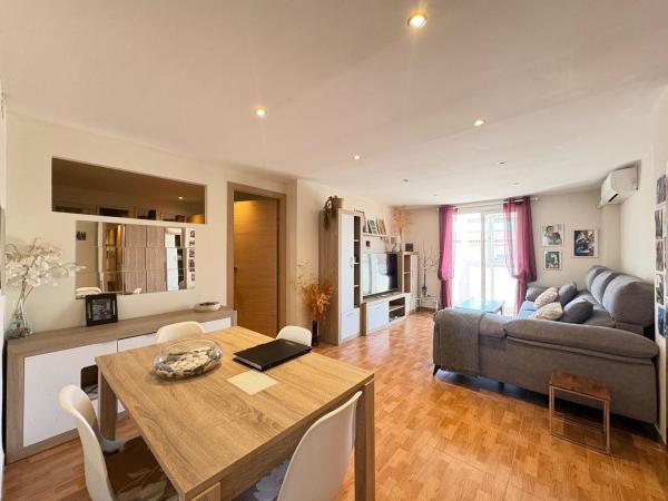 Продажа квартиры на Piso en Calle Martínez de la Rosa, Suárez, Málaga, Малага
photo 1