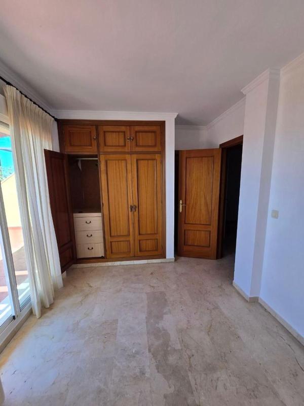 Sprzedaż poddasza w Ático en Calle Maestra Ángeles Aspiazu, Centro Ciudad, Fuengirola, Fuengirola photo 3
