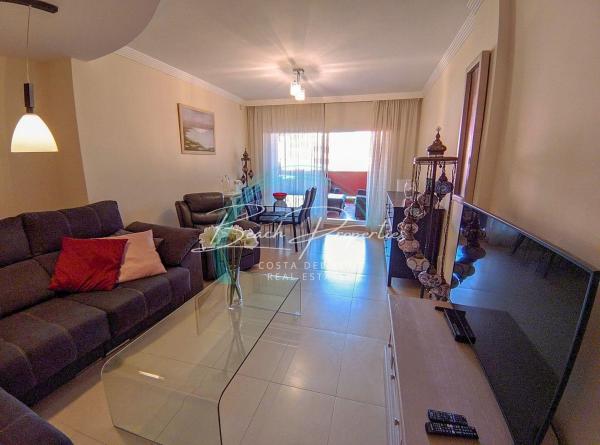 Sale of flat in Piso en Urbanizacion Punta del Faro, El Peñoncillo, Torrox, Torrox
thumbnail 3
