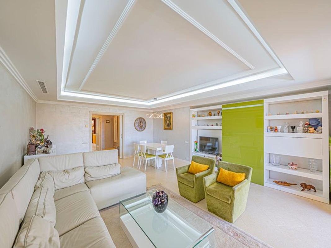 Venta de piso en Piso en granados del mar, Punta Plata, Estepona, Estepona
photo 2