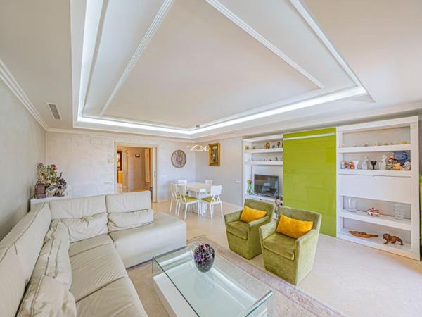 Продажа квартиры на Piso en granados del mar, Punta Plata, Estepona, Эстепона
 photo 2