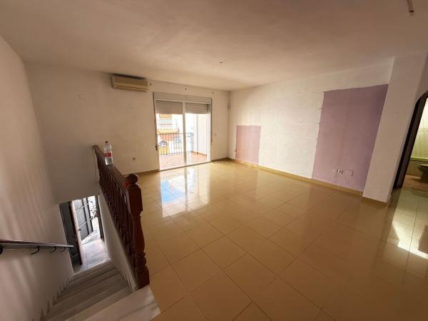 Sale of flat in Piso en Calle Torrox, 4, Los Boliches, Fuengirola, Fuengirola
thumbnail 2