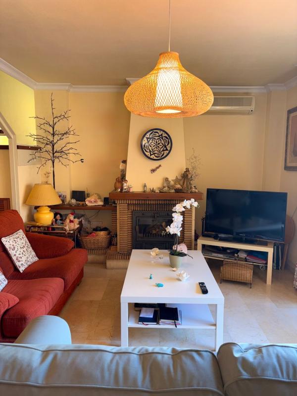 Properties for sale and rent in Spain photo 1