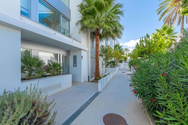Penthouse for sale at Ático en Calle Islas Bermudas, Cancelada, Estepona, Estepona thumbnail 3