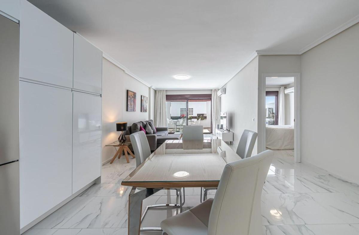 Venta de piso en Piso en Plaza de la Victoria, Casco Antiguo, Marbella, Marbella
photo 2