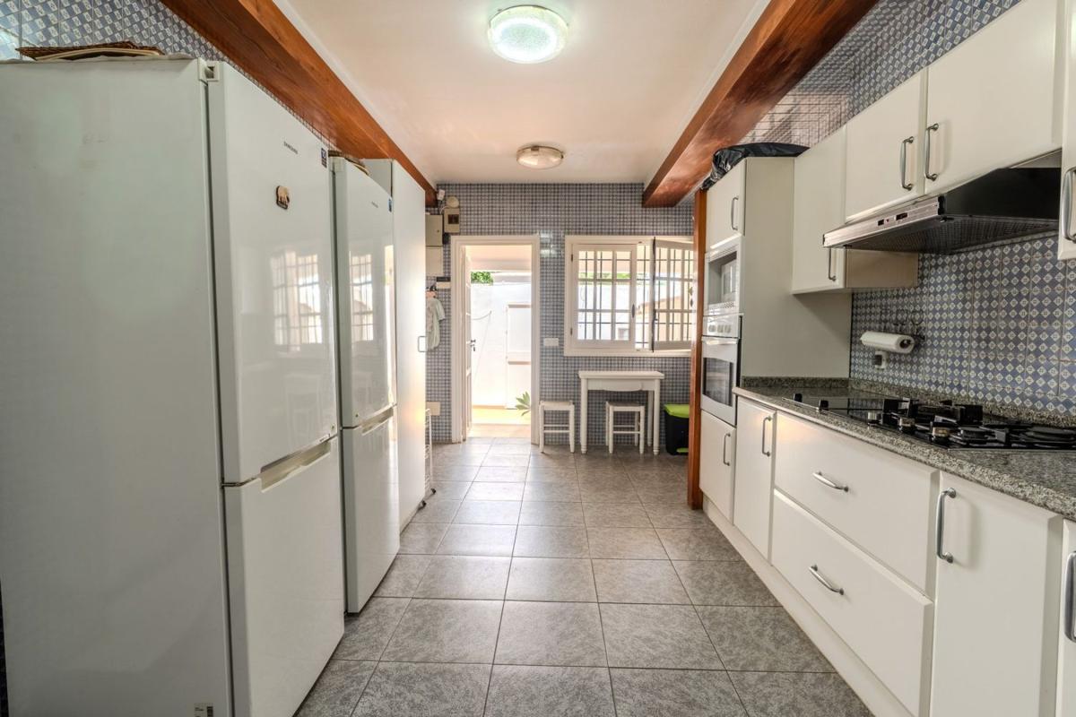 Venta de chalet independiente en Casa o chalet en Plaza de la Victoria, Casco Antiguo, Marbella, Marbella
 photo 5