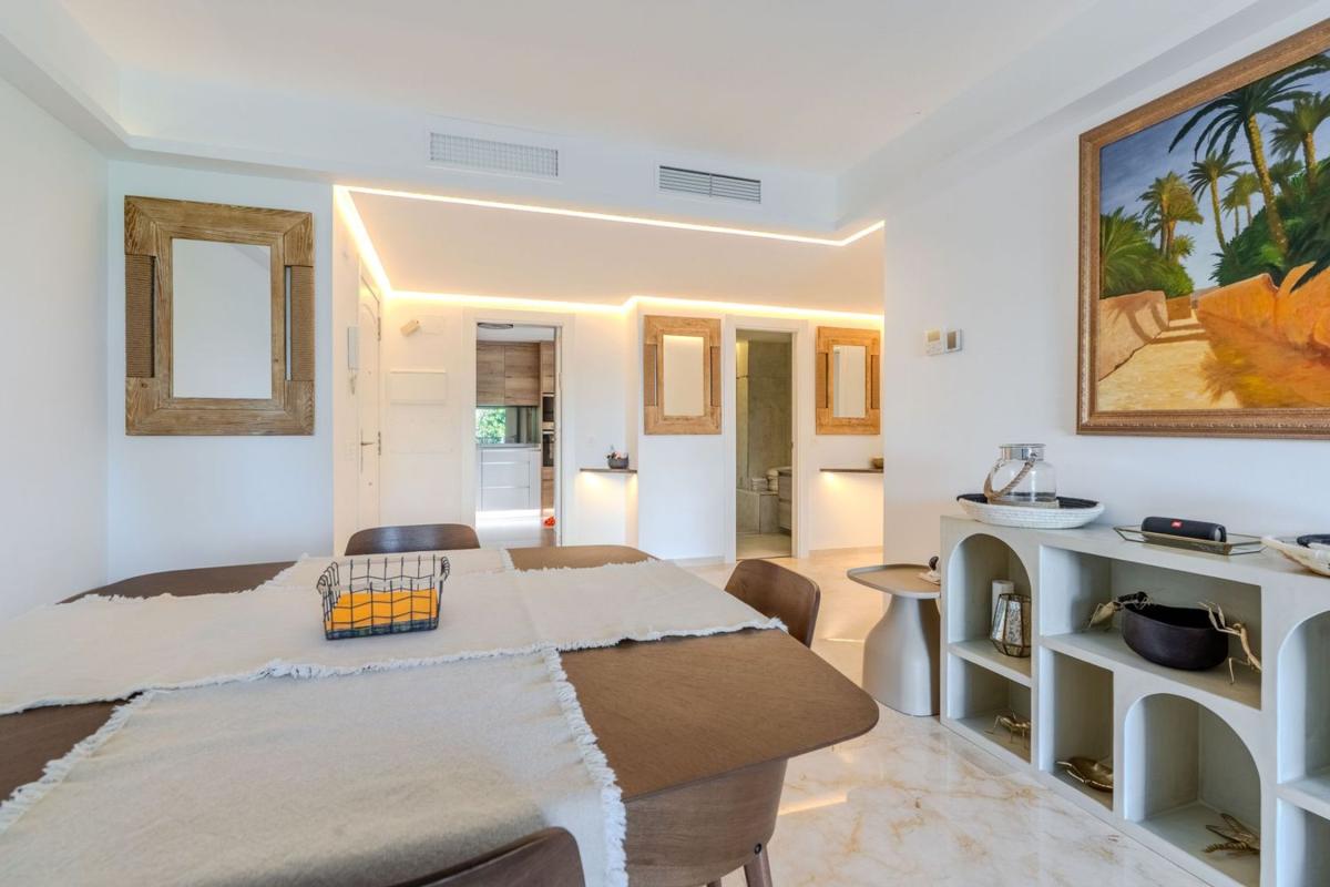 Продажа квартиры на Piso en Avenida Playas del Duque, Puerto Banús, Marbella, Марбелла
 photo 3