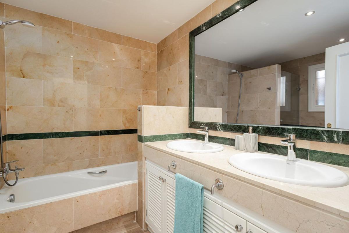 Venta de piso en Piso en Plaza de la Victoria, Casco Antiguo, Marbella, Marbella
photo 5