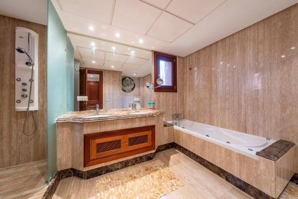 Sale of flat in Piso en Avenida España, Centro, Estepona, Estepona
 photo 4