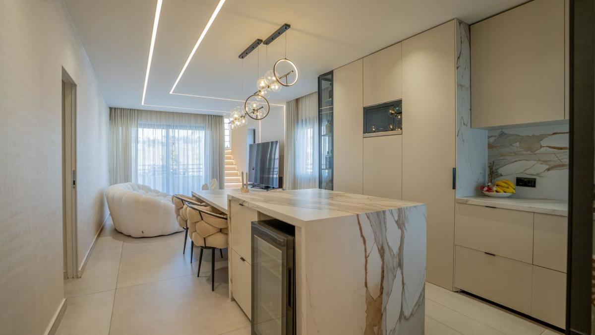 Продажа пентхауса на  Ático en Calle San Sebastián, Calaburra - Chaparral, Mijas, Михас photo 4