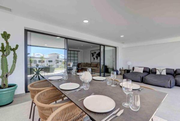 Sale of flat in Piso en Avenida España, Centro, Estepona, Estepona
 photo 4