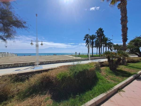 Продажа квартиры на Piso en Calle Pacífico, Pacífico, Málaga, Малага
thumbnail 3